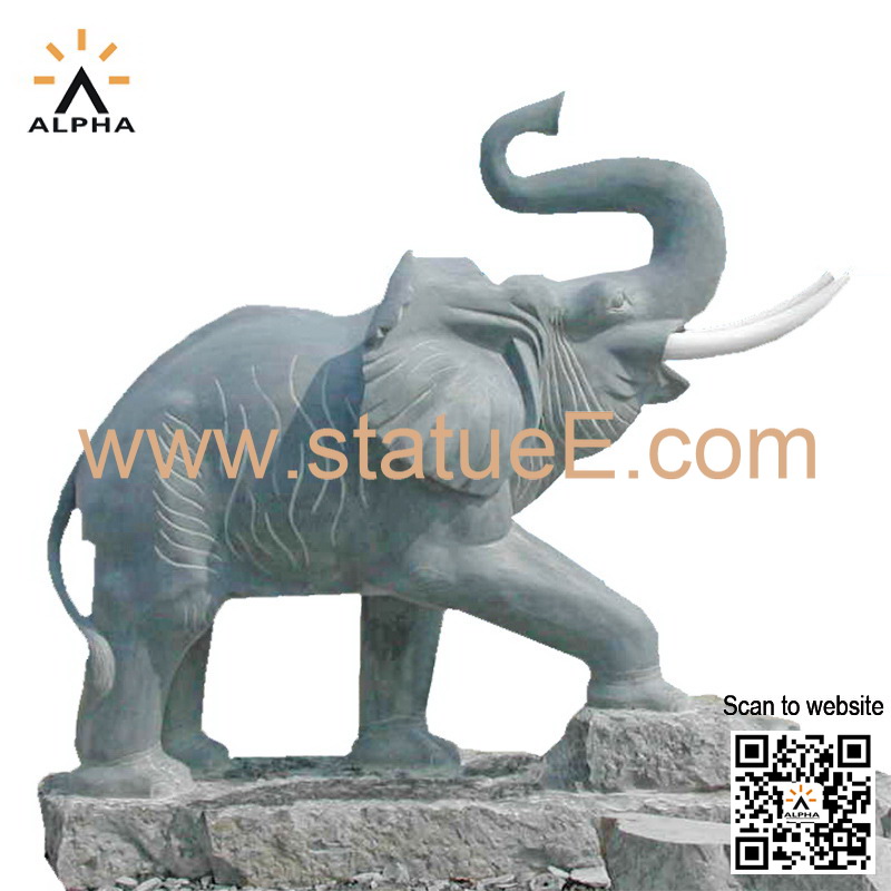 elephant statue